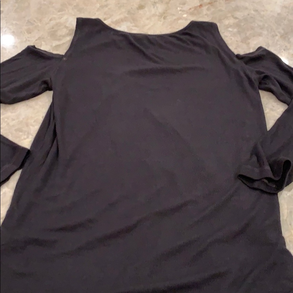 NWOT Michael Stars Cold‎ Shoulder Top!